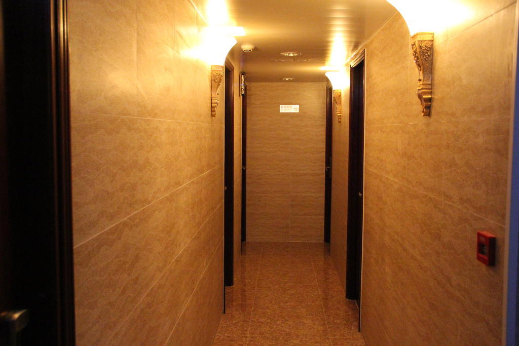 New Tokyo Hostel Hong Kong Dış mekan fotoğraf