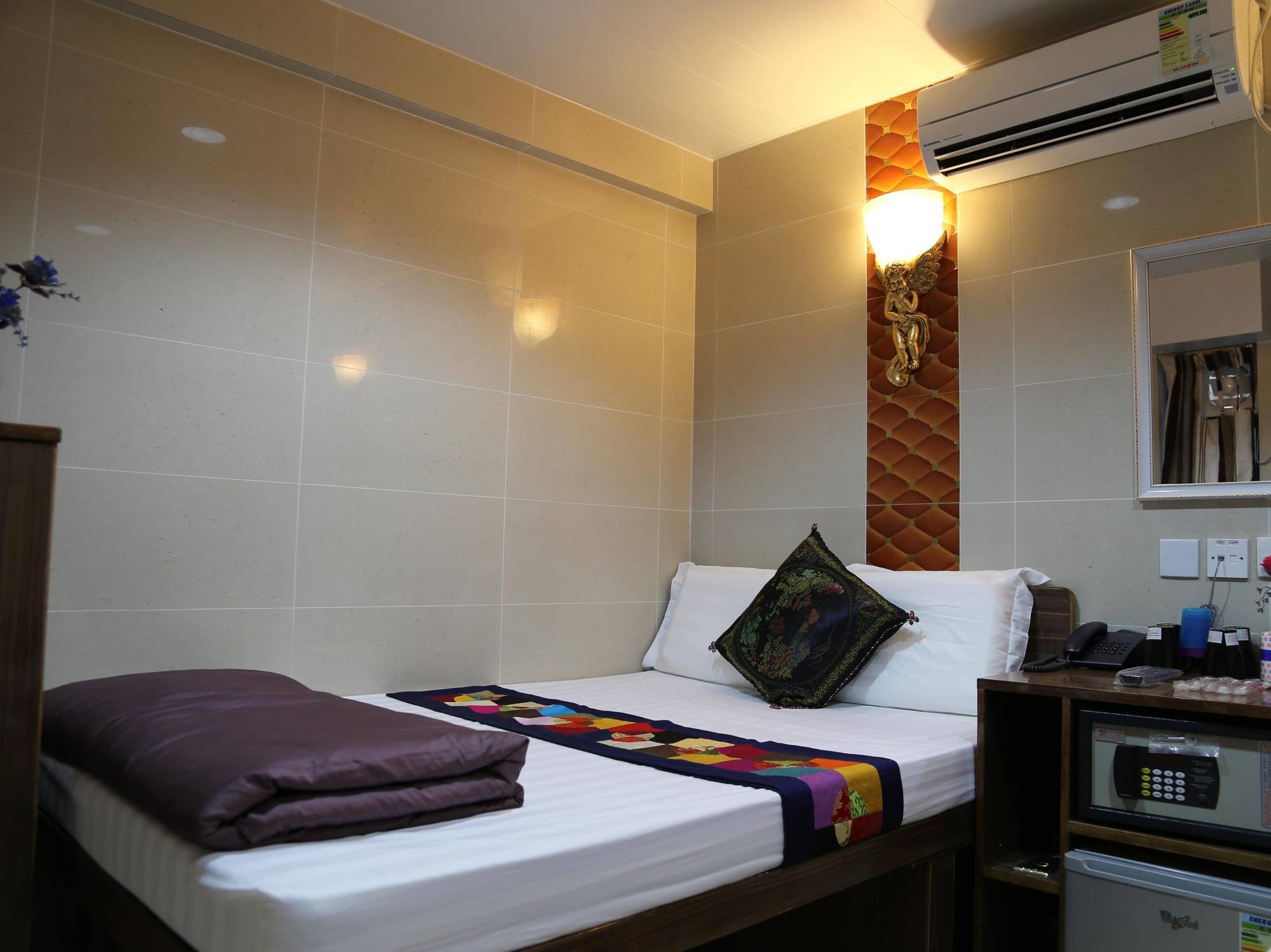 New Tokyo Hostel Hong Kong Dış mekan fotoğraf